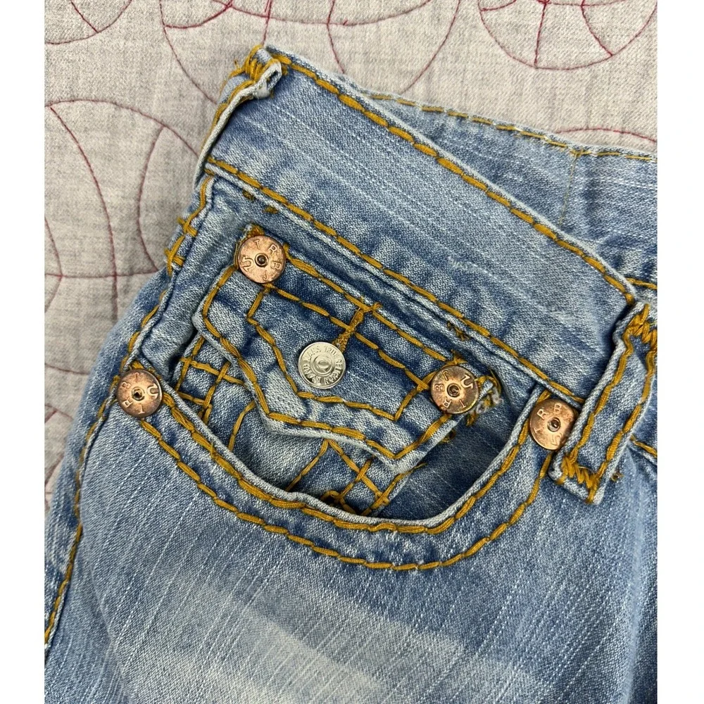 VTG USA True Religion Billy Super T Jeans Blue Light Wash Distressed / Mens 32